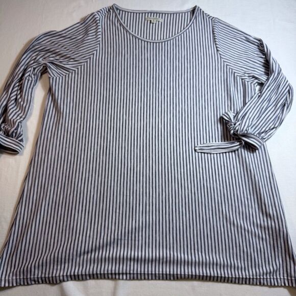 Max Studio Top Womens‎ Plus 1X Gray Stripe Tie Cuff Boat Neck Nautical Coastal - Picture 2 of 9